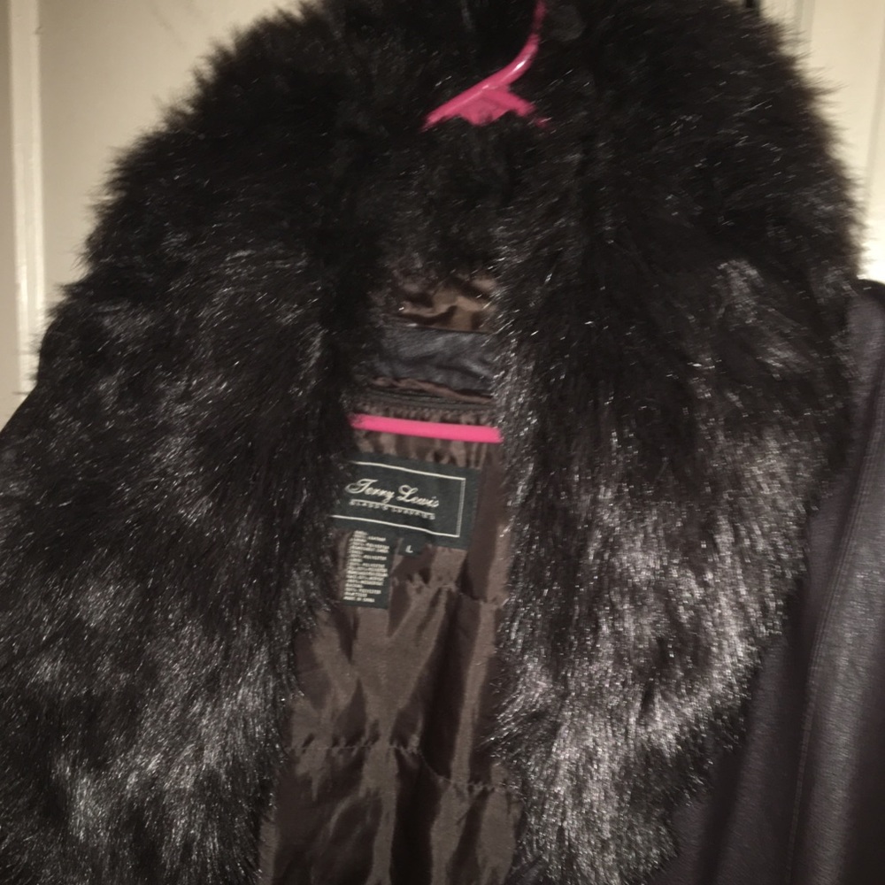 Womens Terry lewis Leather Trench Coat with Fur